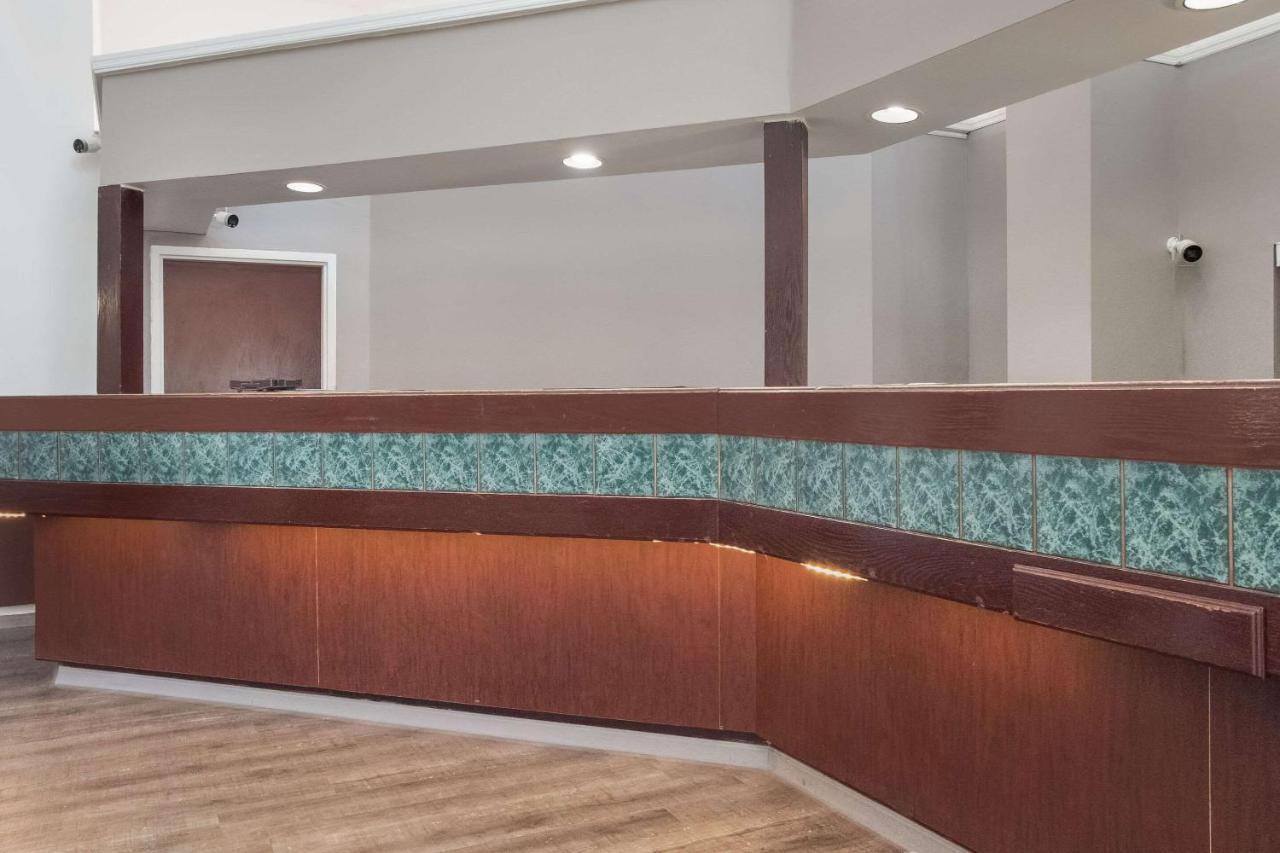 Econo Lodge Lakeland Kültér fotó